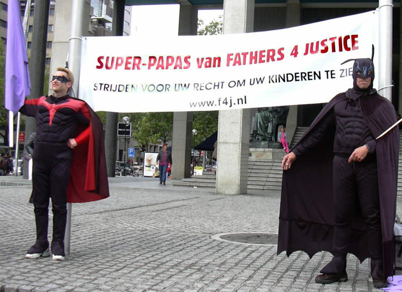 de actie bij het conferentiegebouw in Rotterdam